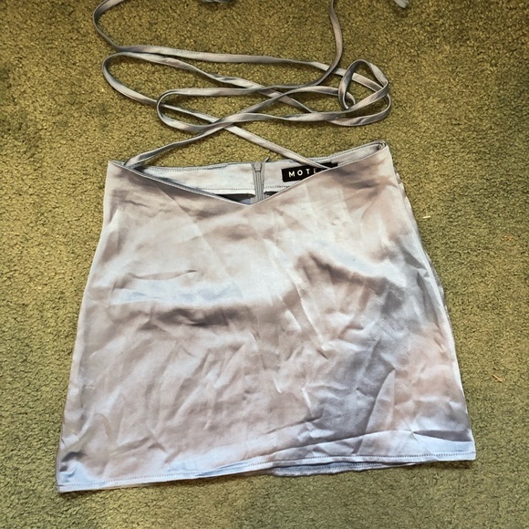 MOTEL Lilah Crop Top and Araya Mini Skirt in Satin Daylight Blue Set XS and XXS - Picture 9 of 11
